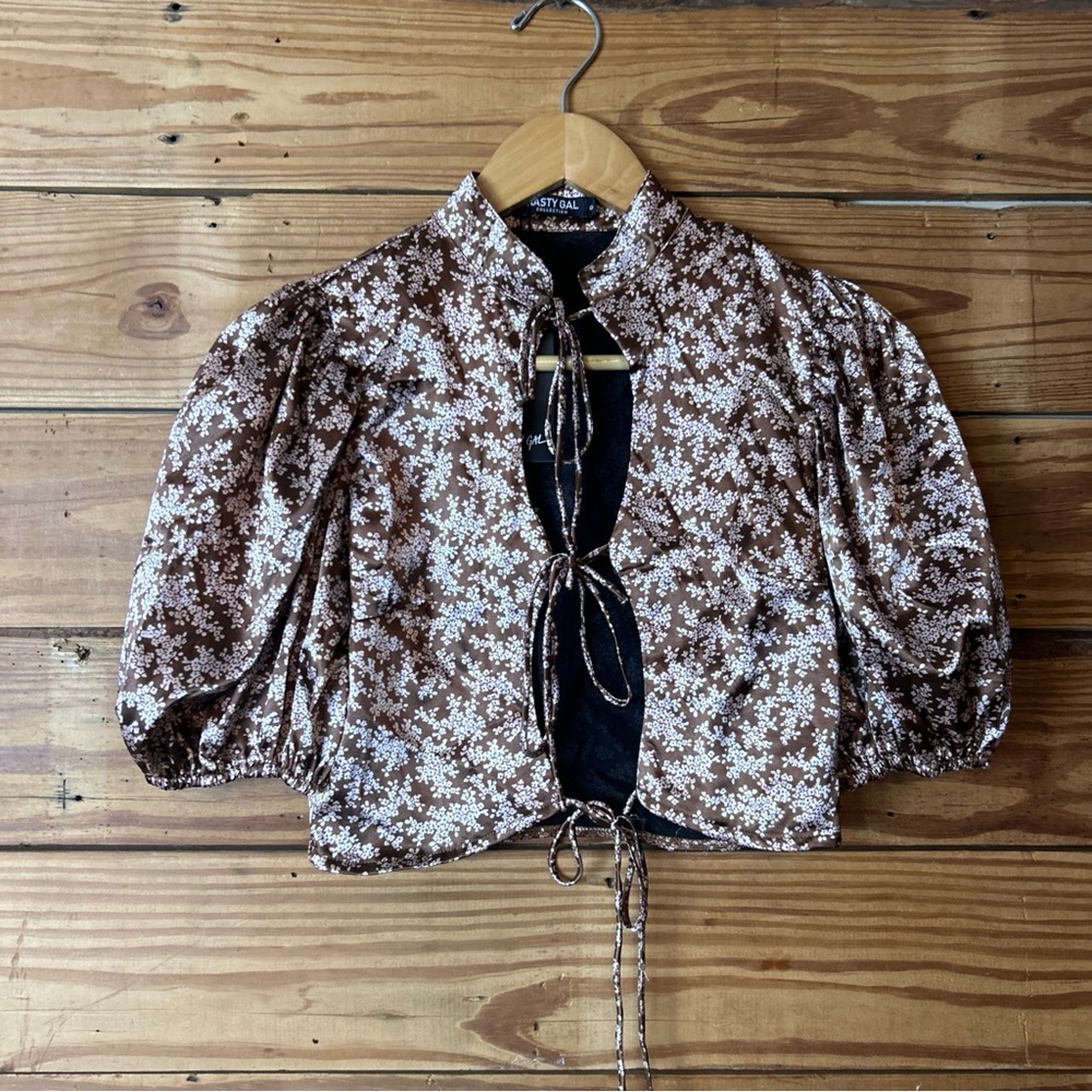 Nasty Gal Brown Floral Tie-Front Top